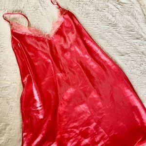 VS silk nightie